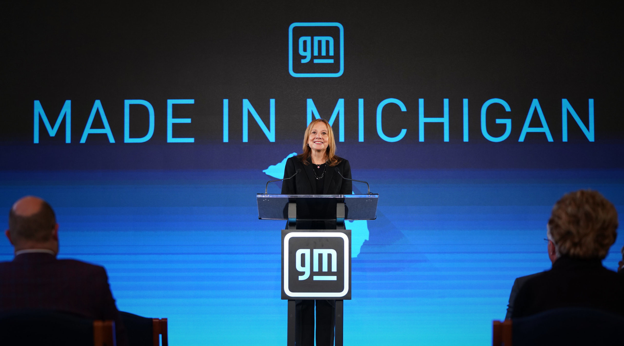 General Motors Chair and CEO Mary Barra announces Tuesday, January 25, 2022 a GM investment of more than $7 billion in four Michigan manufacturing sites that includes building a new Ultium Cells battery cell plant in Lansing and converting the GM Orion Assembly plant to build full-size electric pickups. The investment will create 4,000 new jobs and retain 1,000. Barra made the announcement from the Senate Hearing Room of the Boji Tower in Lansing, Michigan. (Photo by John F. Martin for General Motors)
