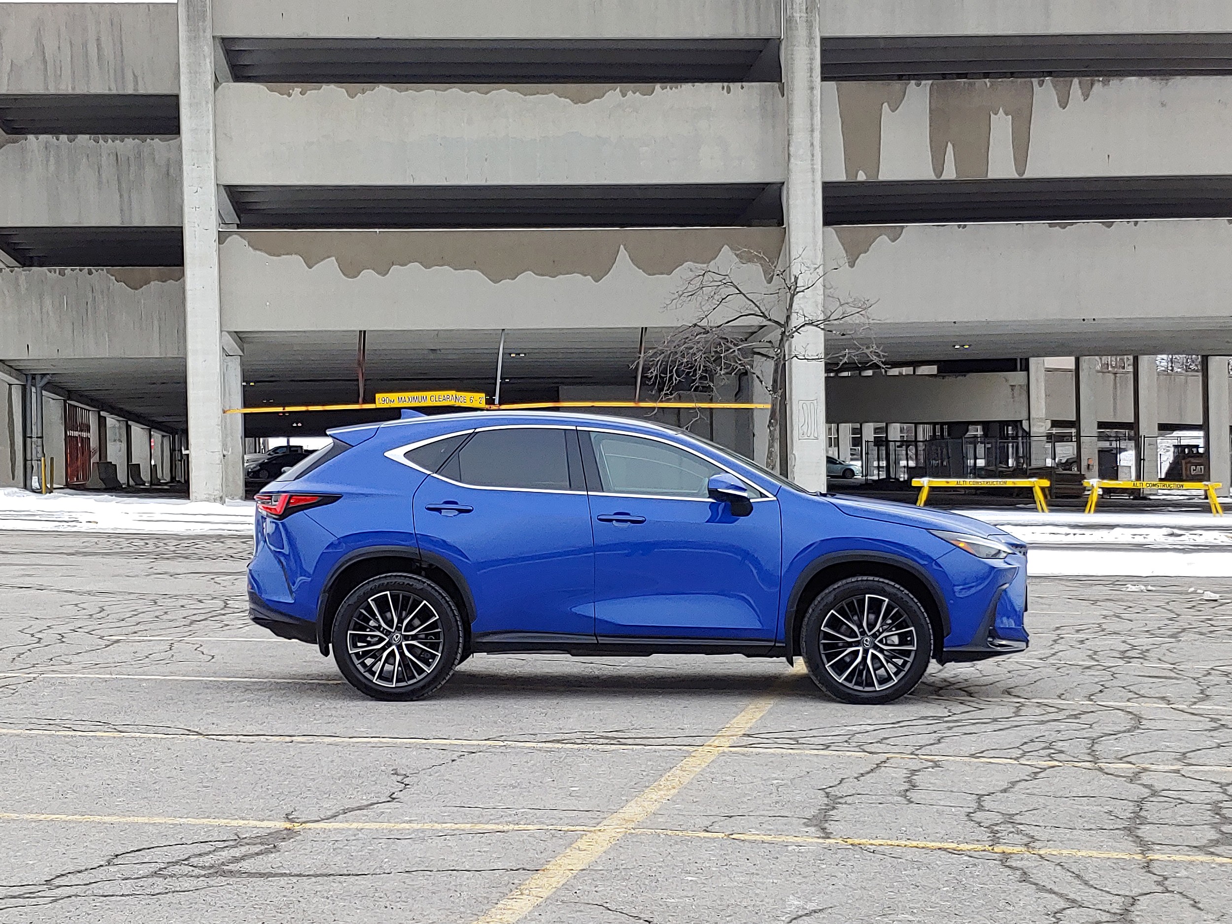 2022 Lexus NX 350h / Chris Chase, TheCharge.ca