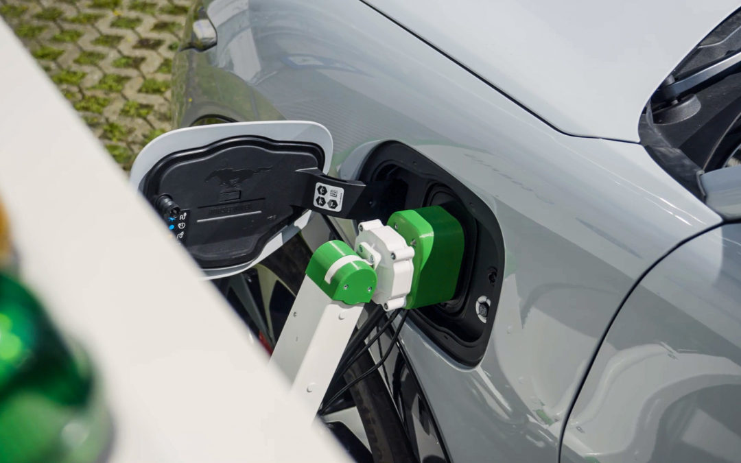 Ford trials EV chargers with robot arm