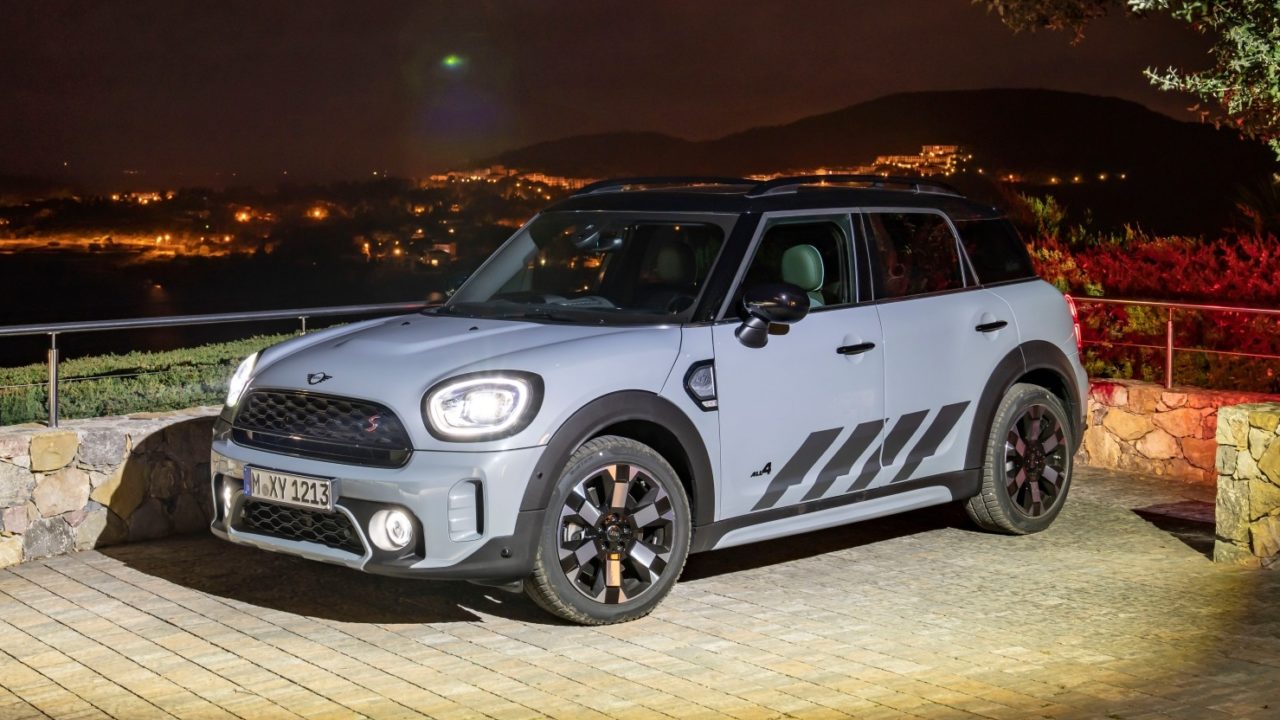 mini-untamed-edition-countryman-phev-only-for-canada-the-charge