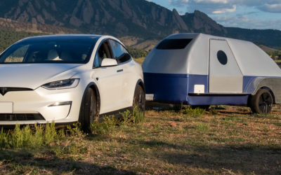 This camp trailer extends the range of EVs