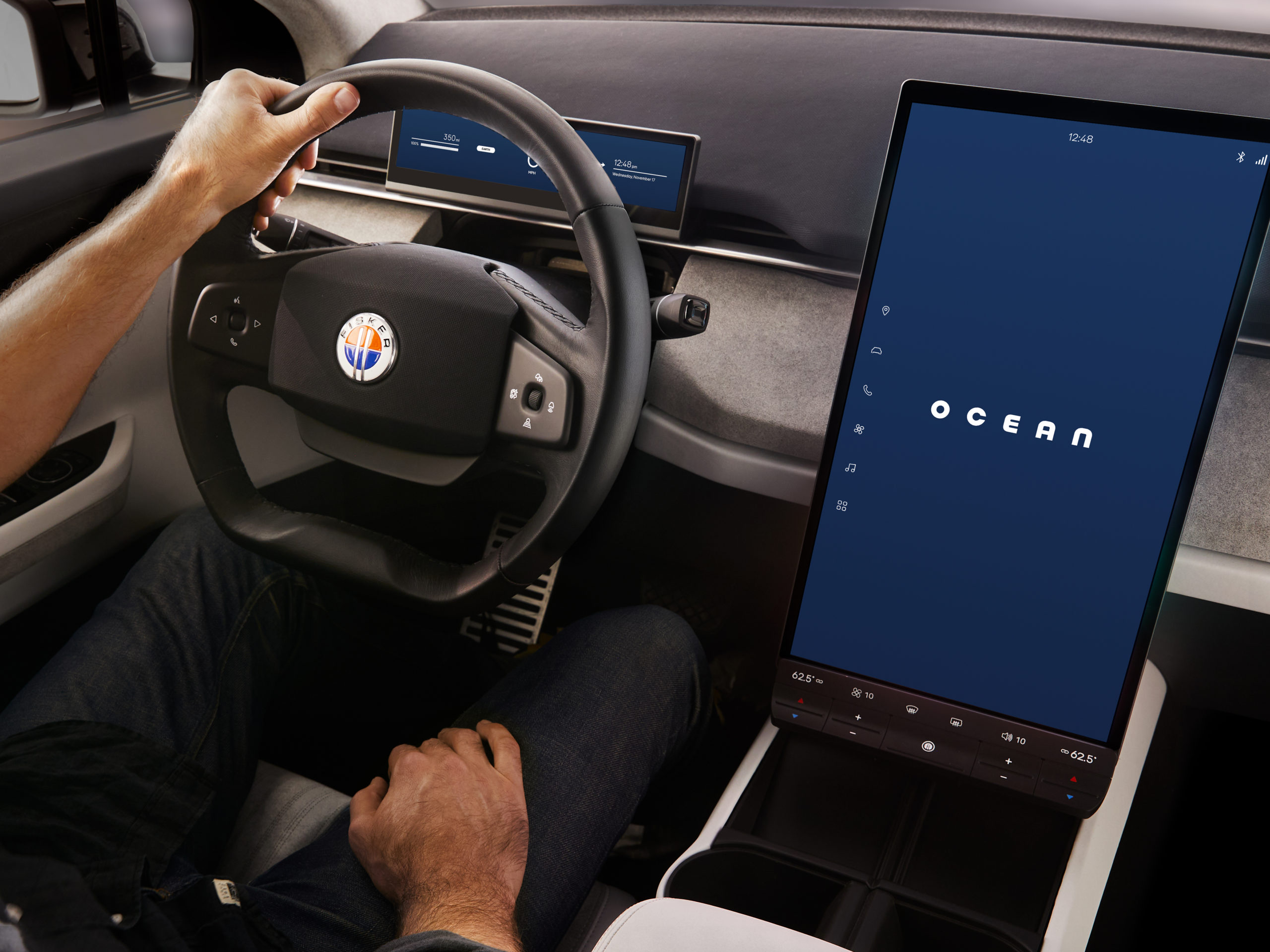 Fisker Ocean and its rotating touchscreen