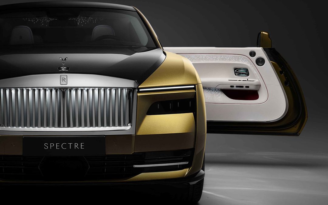 Rolls-Royce all-electric Spectre makes its debut