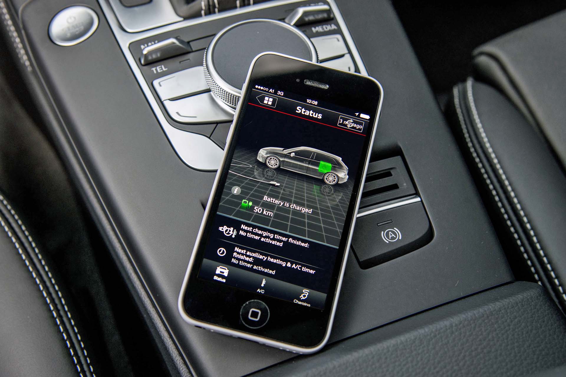Audi e-tron connect services app for smartphones