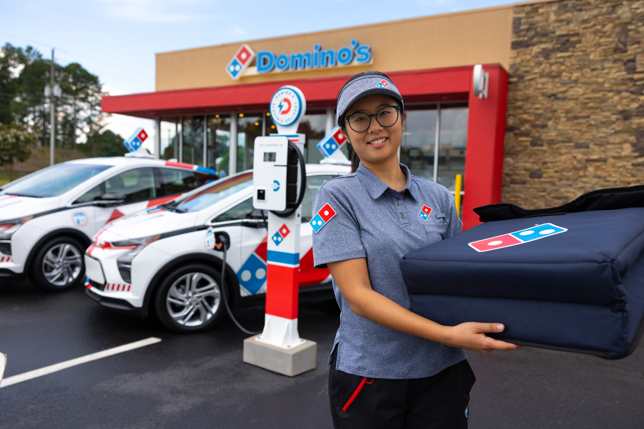 Domino's Pizza has purchased 800 Chevrolet Bolts for electric pizza delivery.