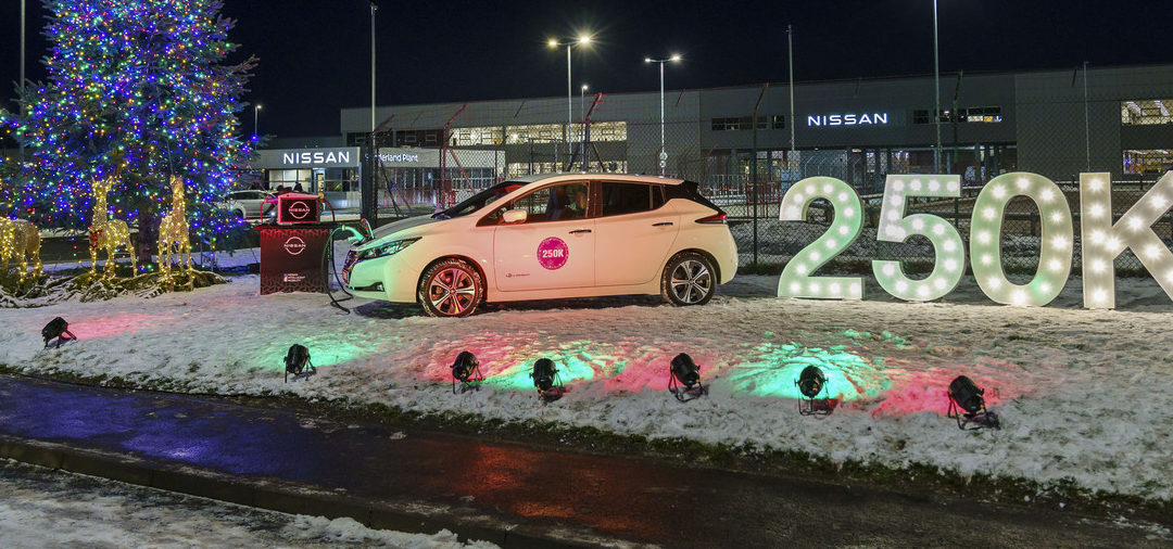 Nissan Leaf powers giant Christmas tree