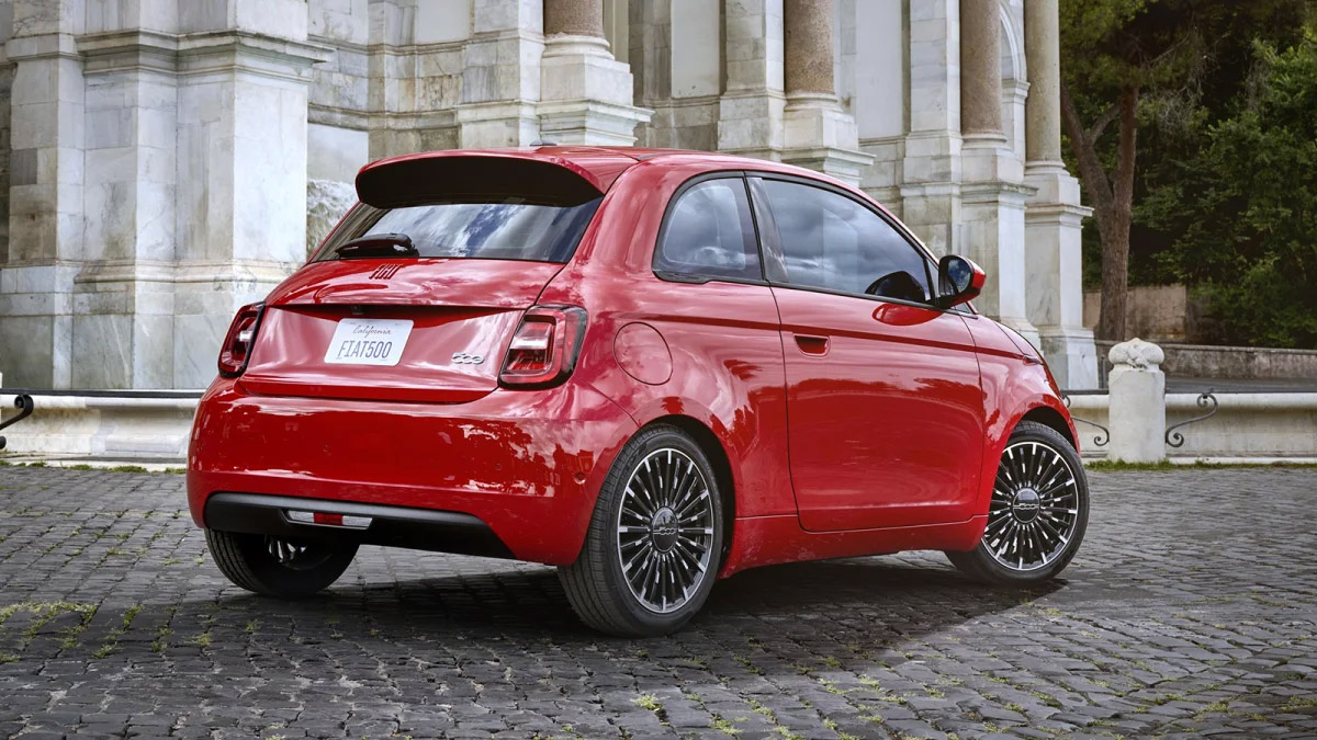 2024 Fiat 500e Red